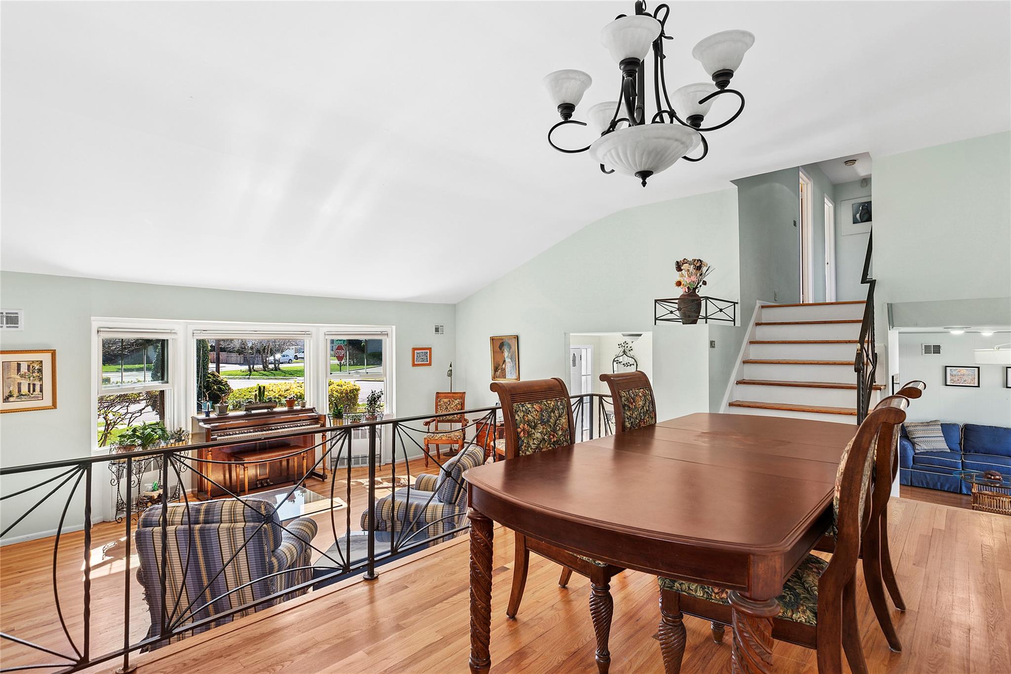 4 Oxford Place, Rockville Centre, New York image 7
