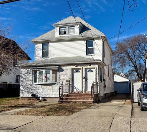 Multifamily For Sale - 139-32 249th Street<br/> Rosedale, NY 11422