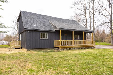 4 Pleasant Lane Poughkeepsie NY 12603