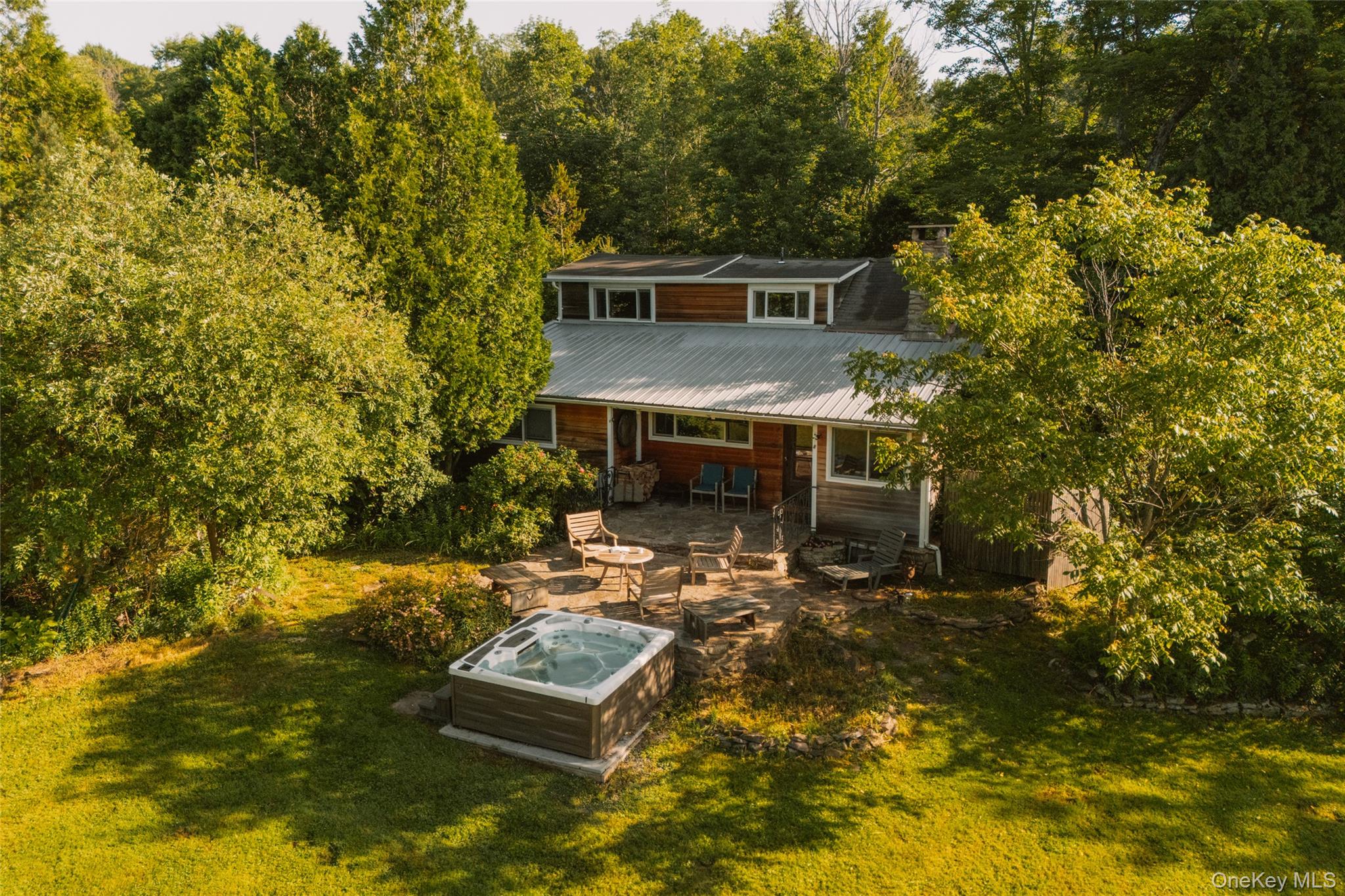 10 Elk Point Road