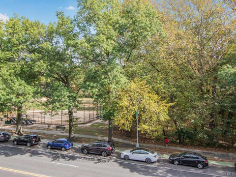Homes For Sale - 6535 Broadway #3F<br/> Bronx County, Bronx, NY 10471