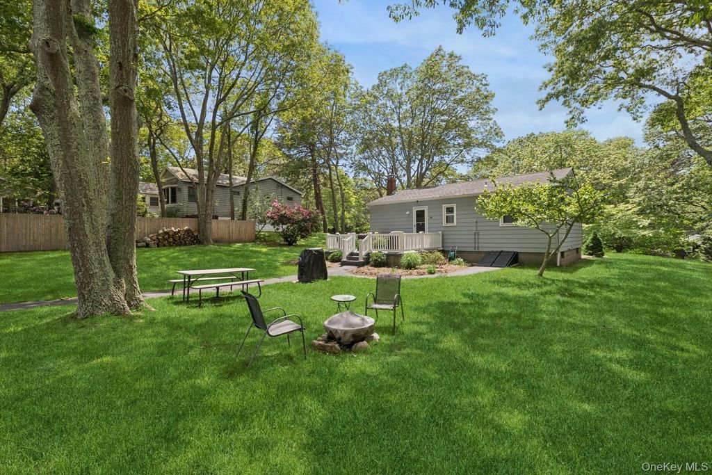 Photo of 28 The Trail, Hampton Bays, NY 11946 (MLS # 965988)