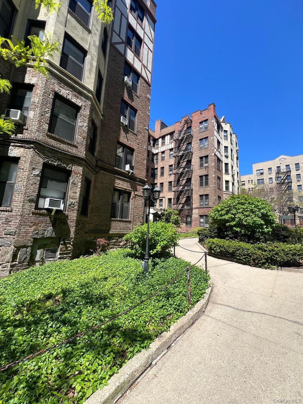 Photo of 754 Bardy Avenue #201, Bronx, NY 10462 (MLS # 994229)