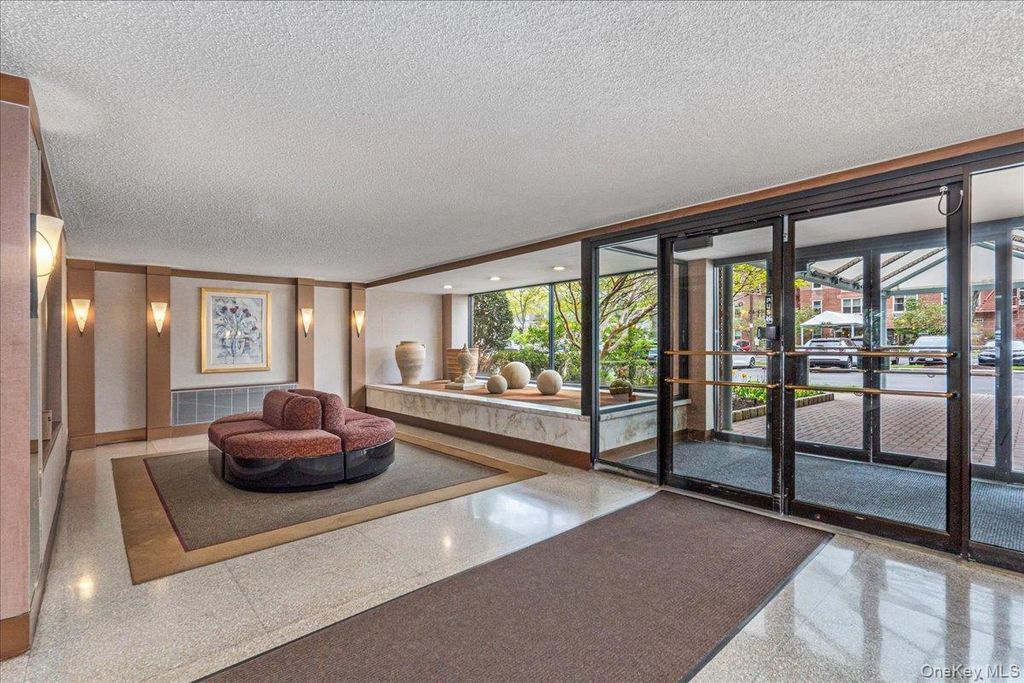 Photo of 23-45 Bell Boulevard #1H, Bayside, NY 11360 (MLS # 992445)