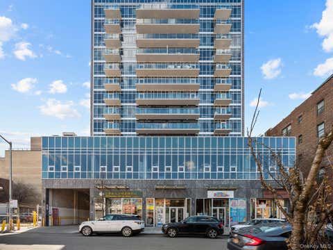 Condo For Sale - 4162 Bowne Street #5A<br/> Flushing, NY 11355