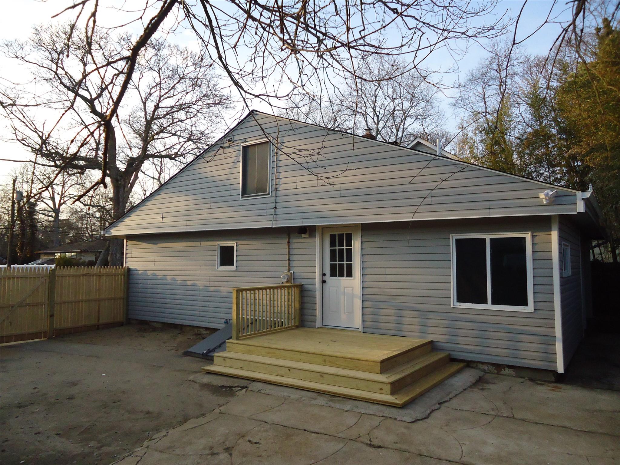 191 Laurelton Drive, Mastic Beach, New York image 14