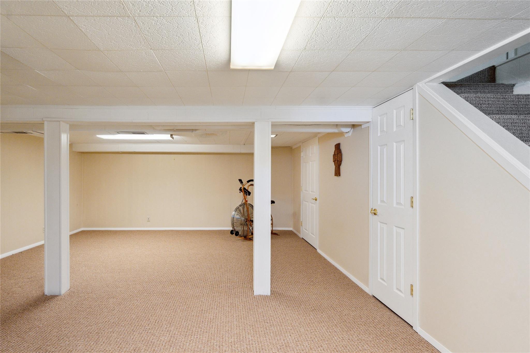 24 Elaine Drive, Sayville, New York image 23
