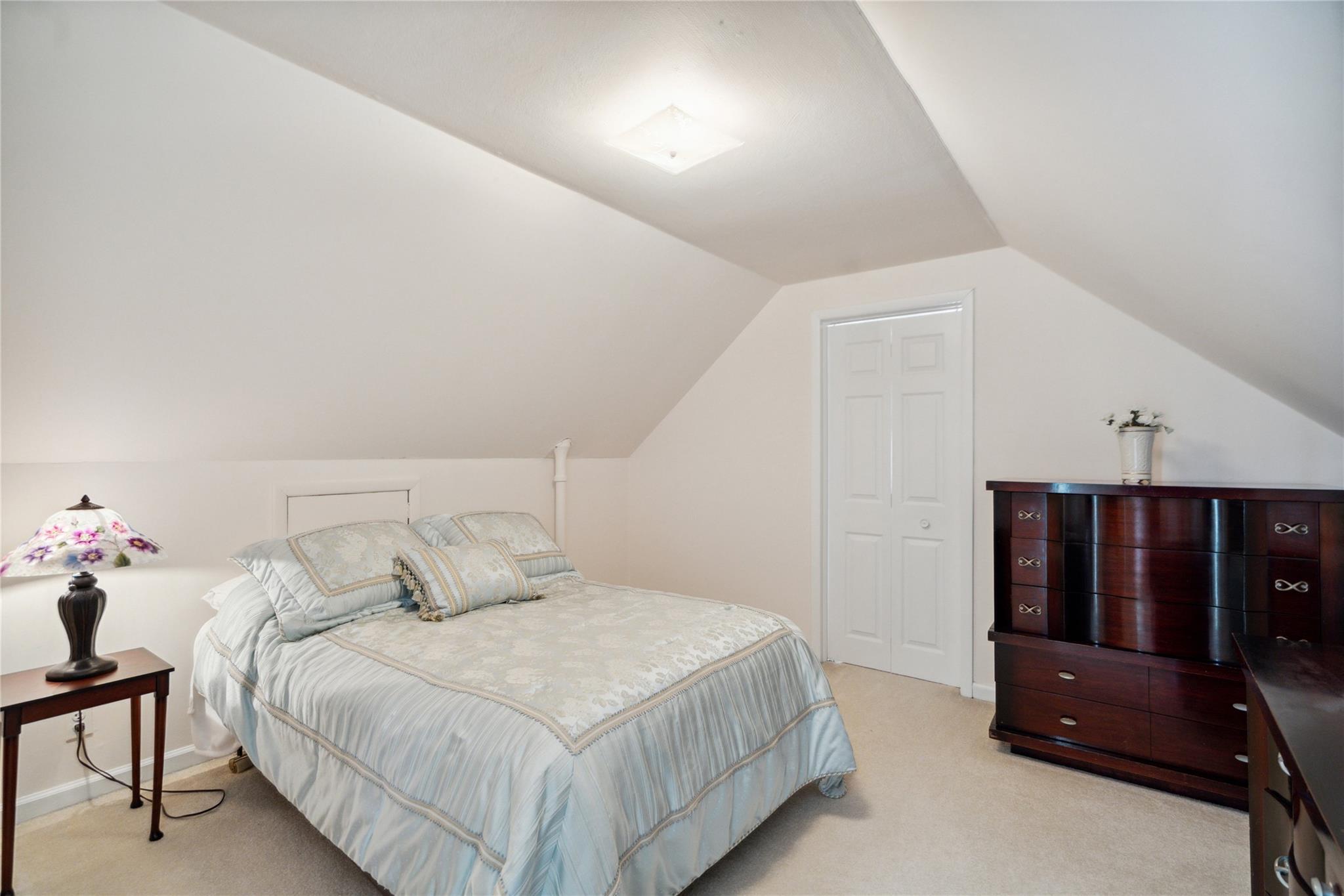 24 Elaine Drive, Sayville, New York image 20