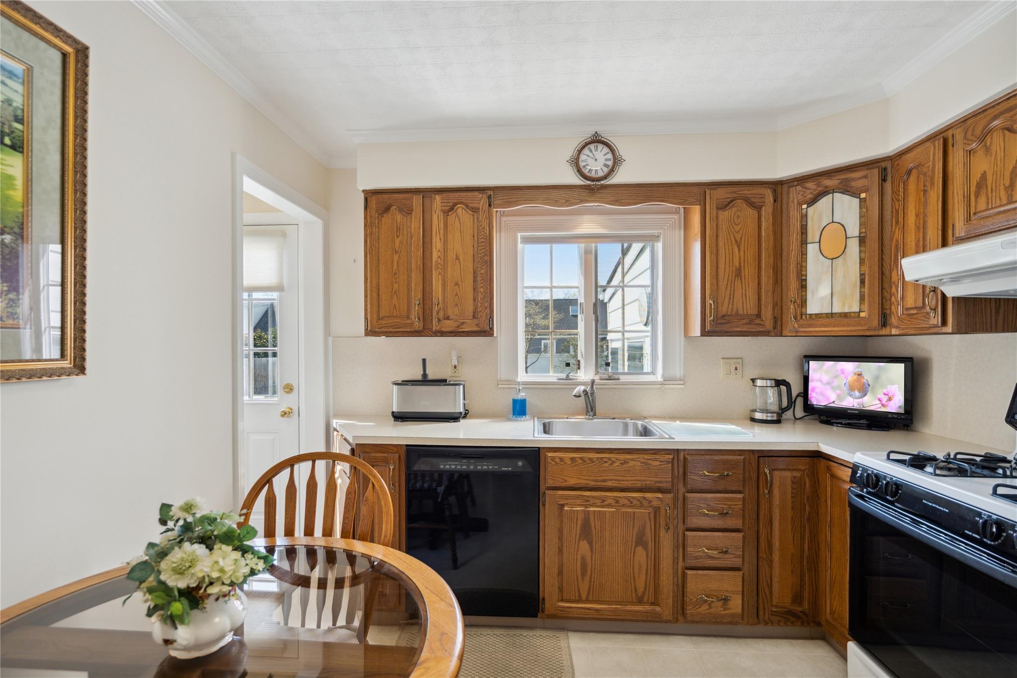 24 Elaine Drive, Sayville, New York image 14