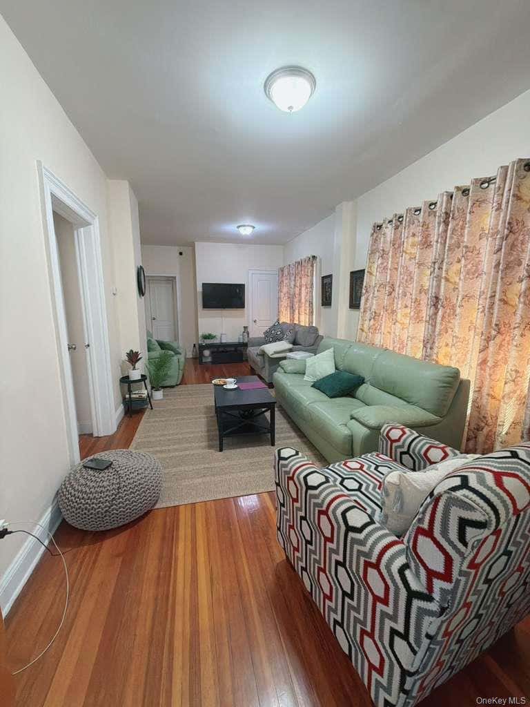 Photo of 3408 ELY Avenue, Bronx, NY 10469 (MLS # 1009470)