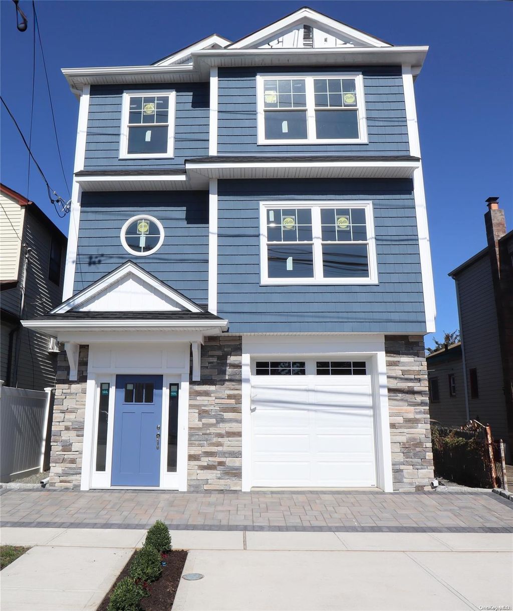 Photo of 54 North Boulevard, East Rockaway, NY 11518 (MLS # L3585487)