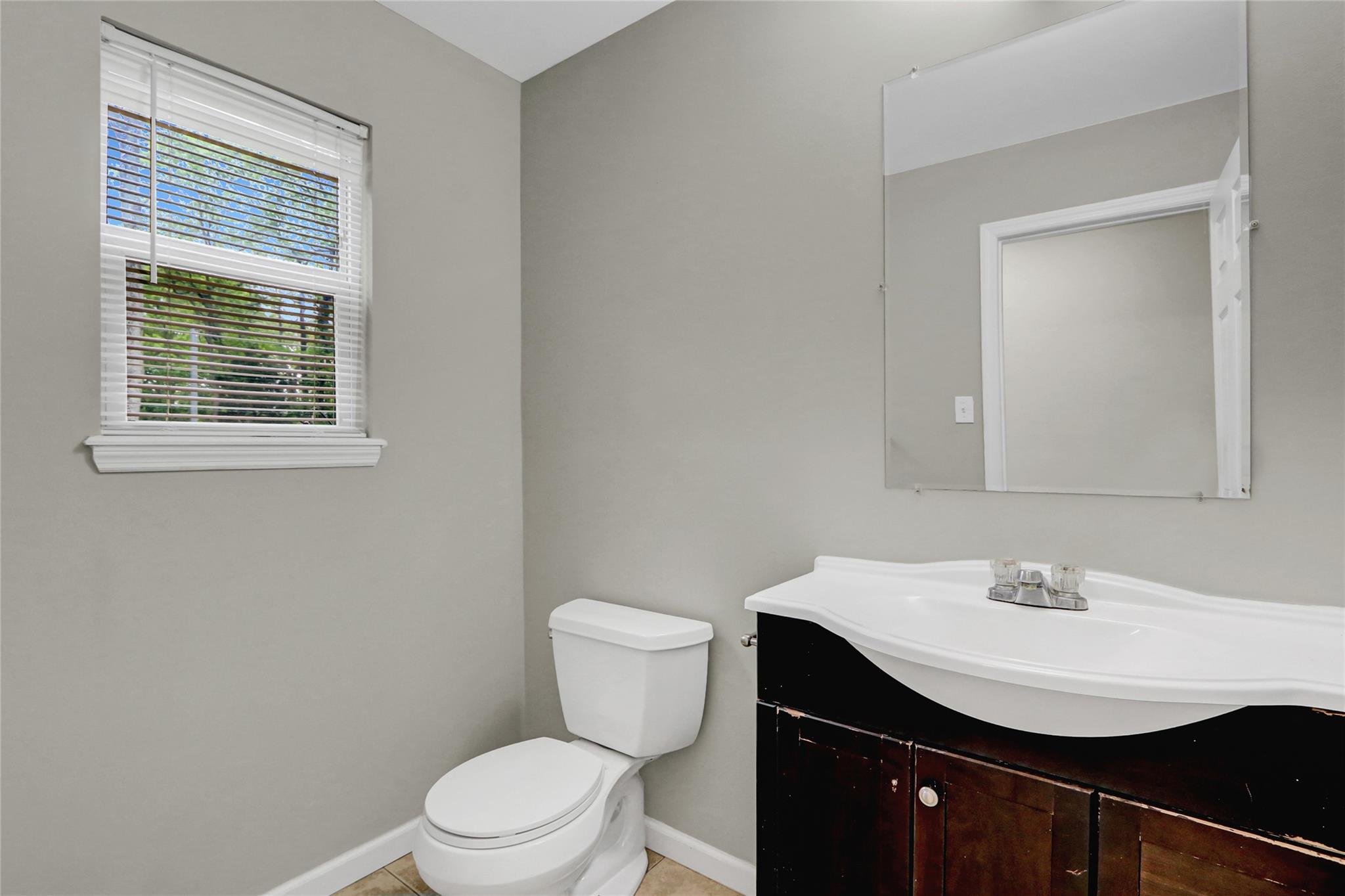27 Inwood Avenue, Selden, New York image 20