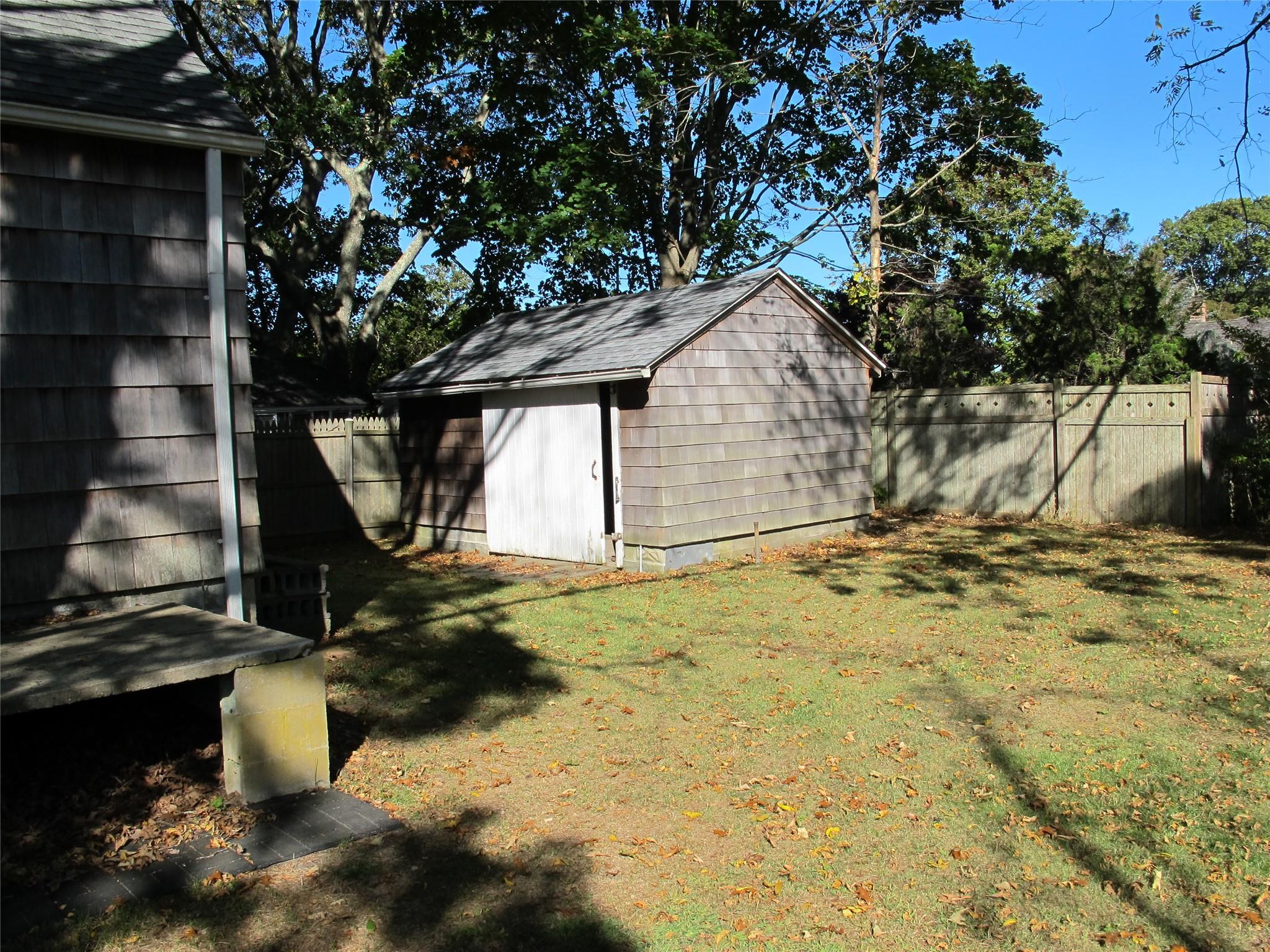 16 Redfield Lane, Westhampton Beach, New York image 5