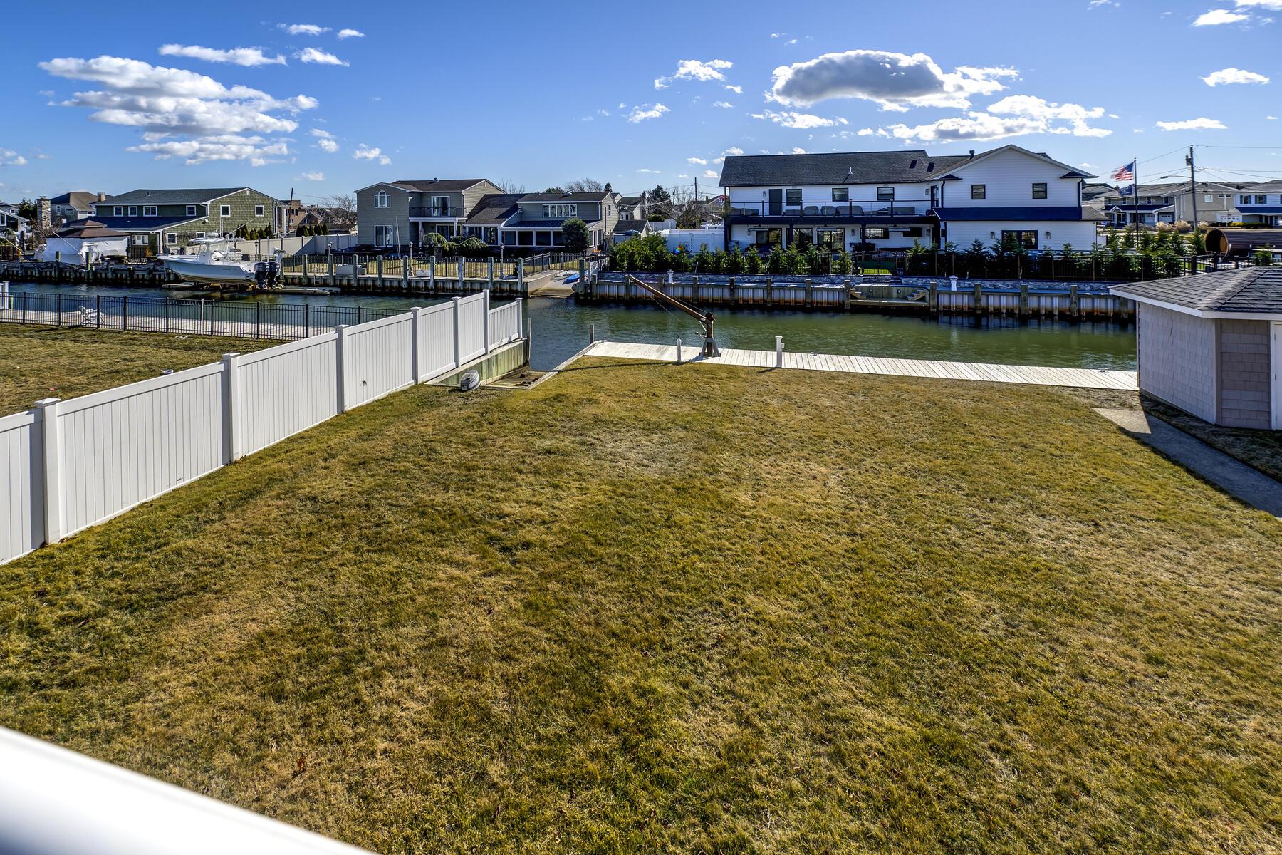 14 Buoy Lane, West Islip, New York image 25