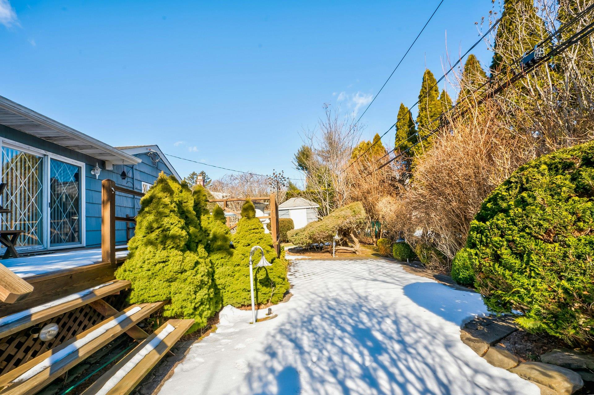 15 Cooper Street, Farmingdale, New York image 27