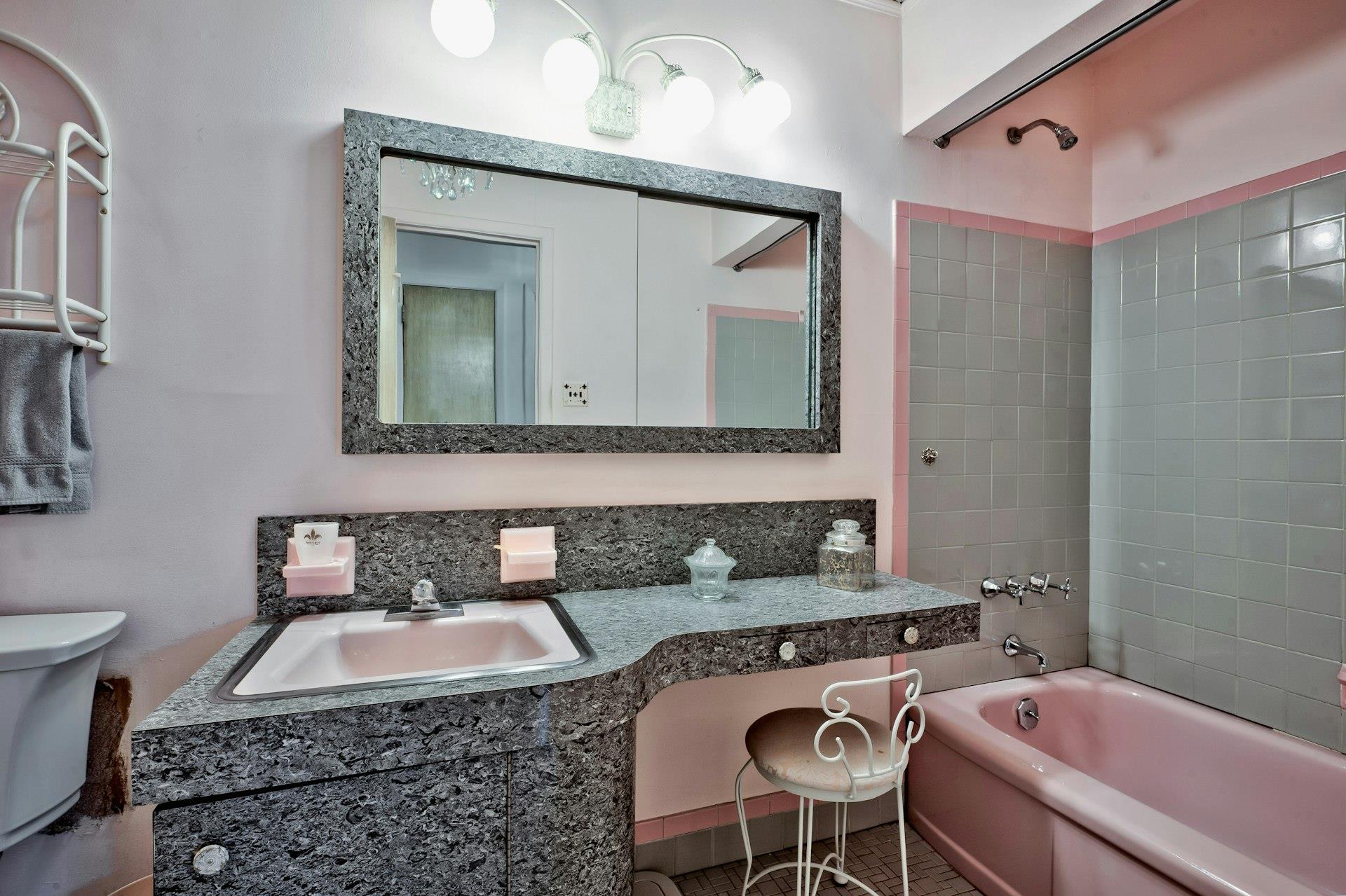 15 Cooper Street, Farmingdale, New York image 19