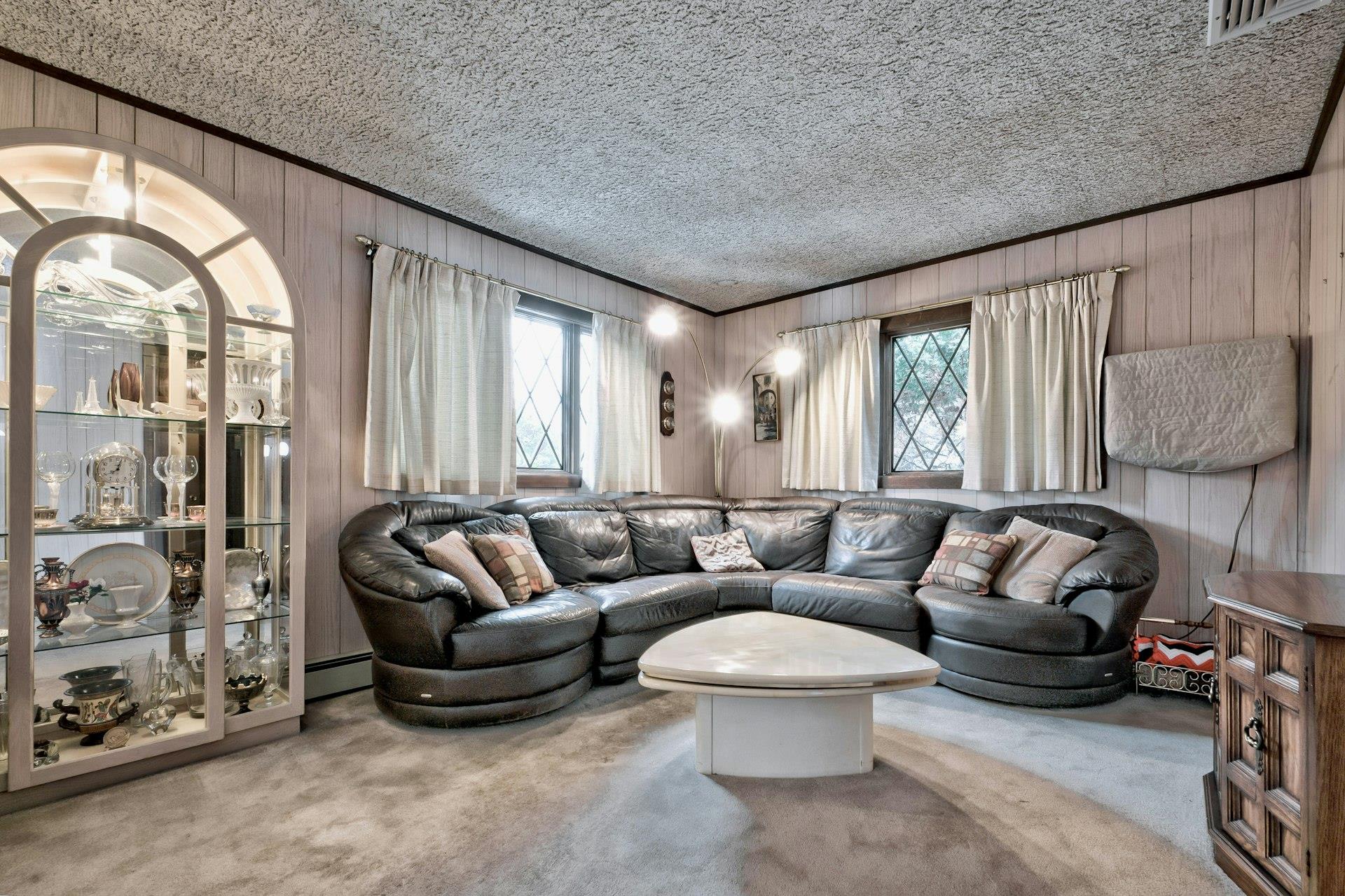 15 Cooper Street, Farmingdale, New York image 21
