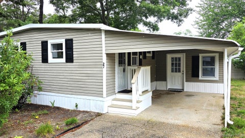 Mobile Home For Sale - 525 Riverleigh Avenue #27 BIRCH<br/> Riverhead, NY 11901