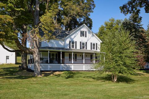 Multifamily For Sale - 949 Freedom Road<br/> Pleasant Valley, NY 12569