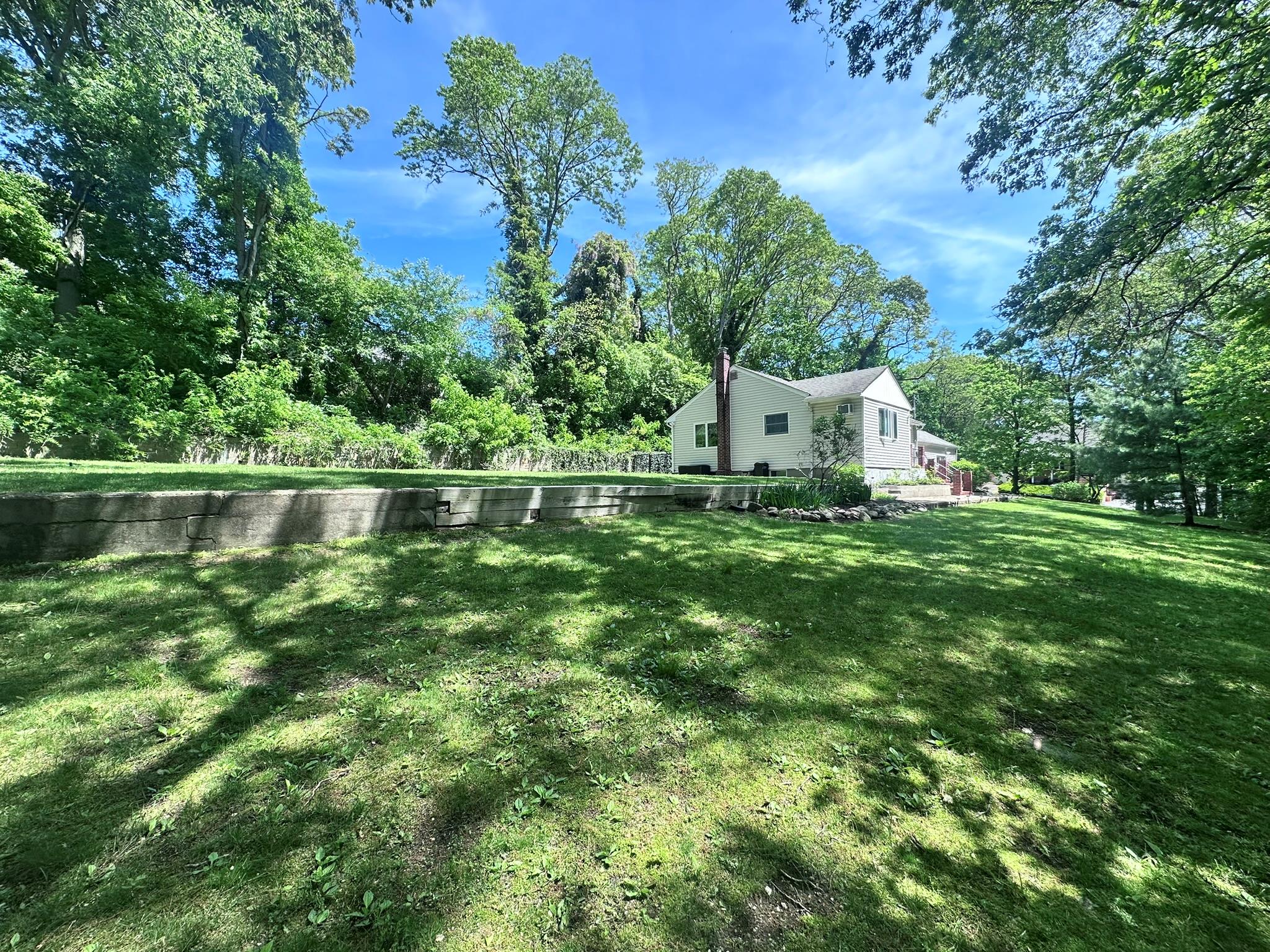 268 Gloria Boulevard, Hauppauge, New York image 13