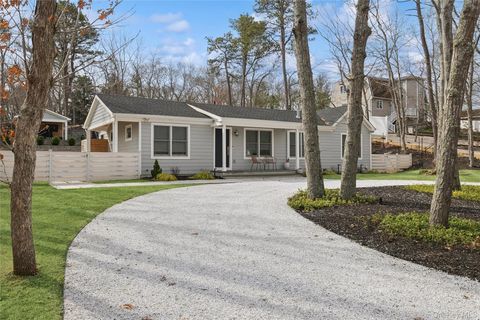6 W Landing Road Hampton Bays NY 11946