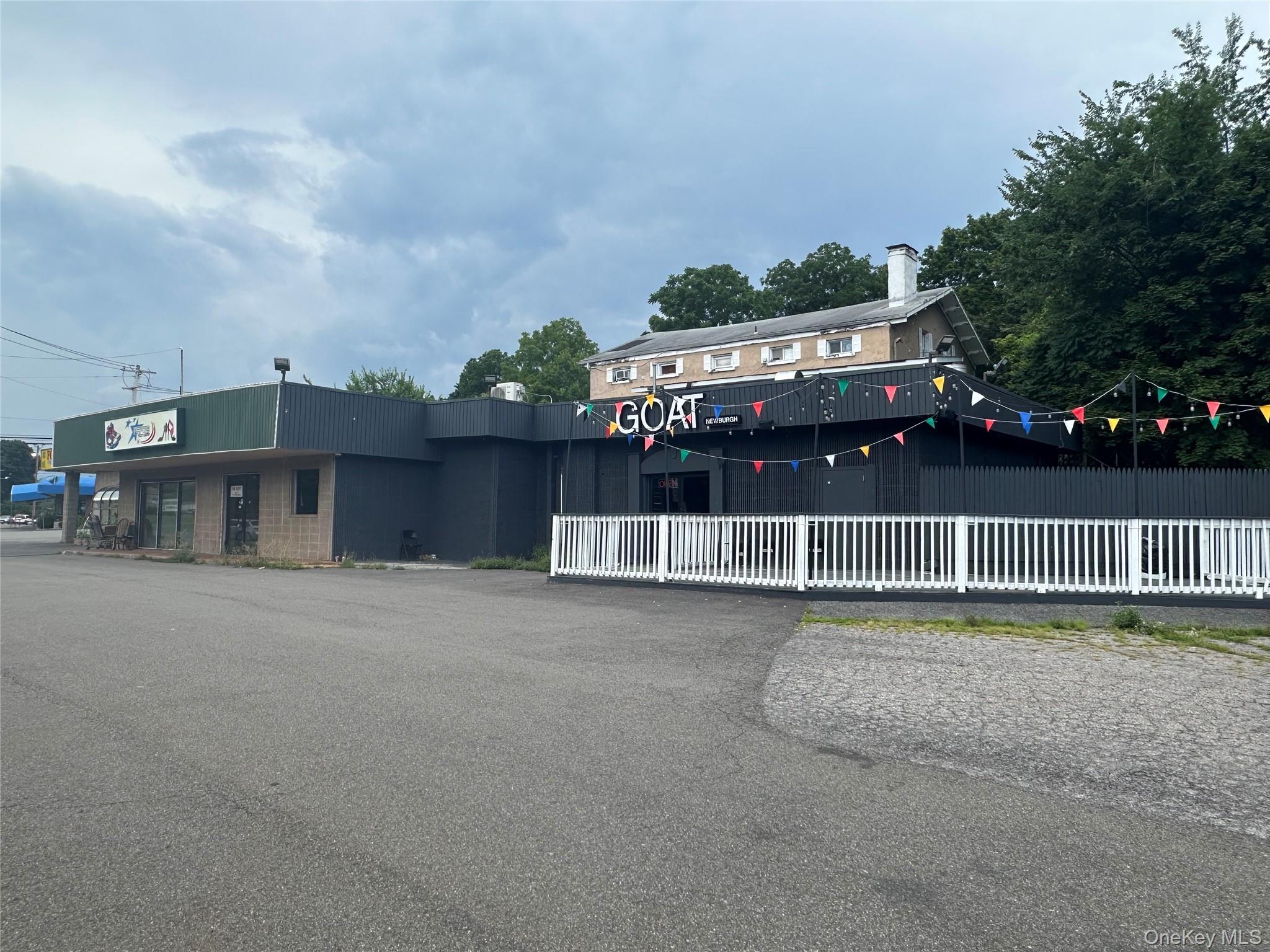5251 Route 9W
