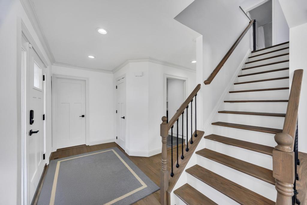 109 Forest Avenue, Nesconset, New York image 6