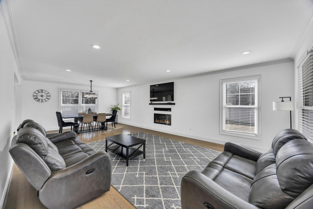 109 Forest Avenue, Nesconset, New York image 7