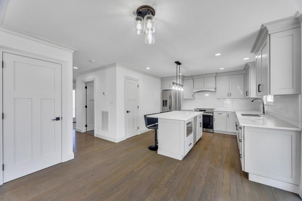 109 Forest Avenue, Nesconset, New York image 18