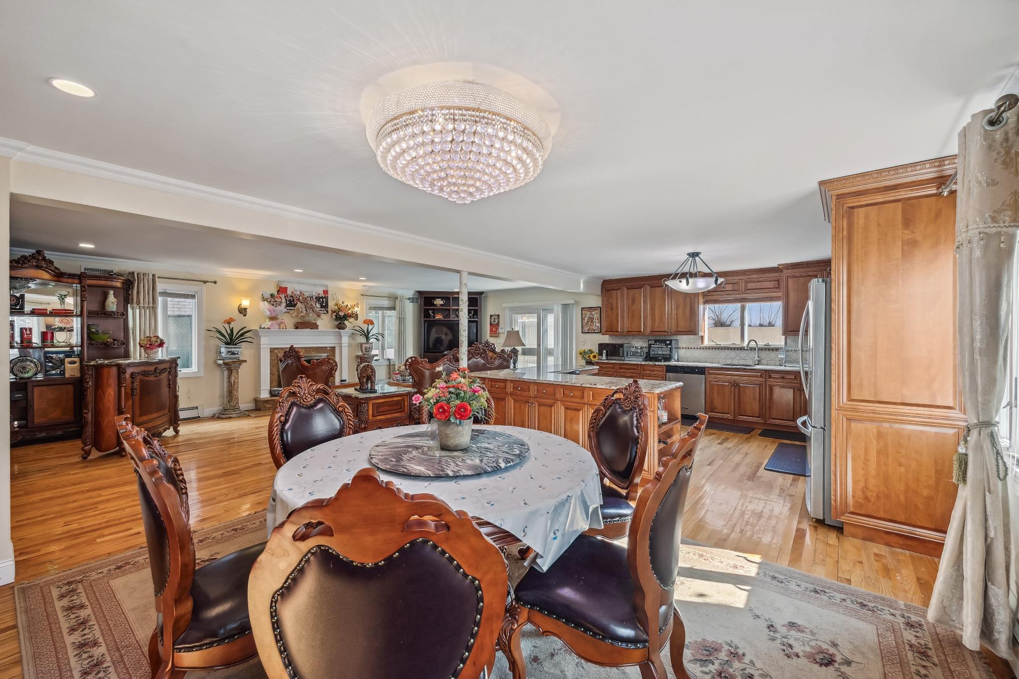 154-60 Riverside Drive, Whitestone, New York image 11