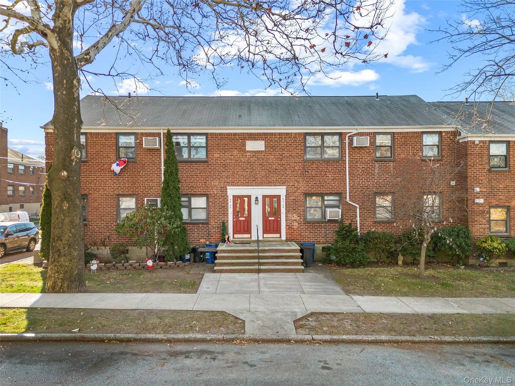 Photo of 160-08 16th Avenue #2nd Floor, Whitestone, NY 11357 (MLS # 945107)