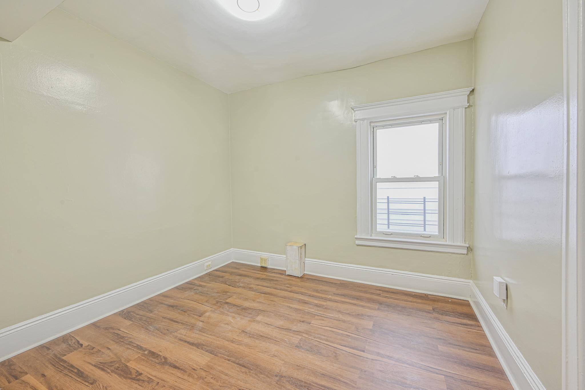 10542 Remington Street, Jamaica, New York image 10