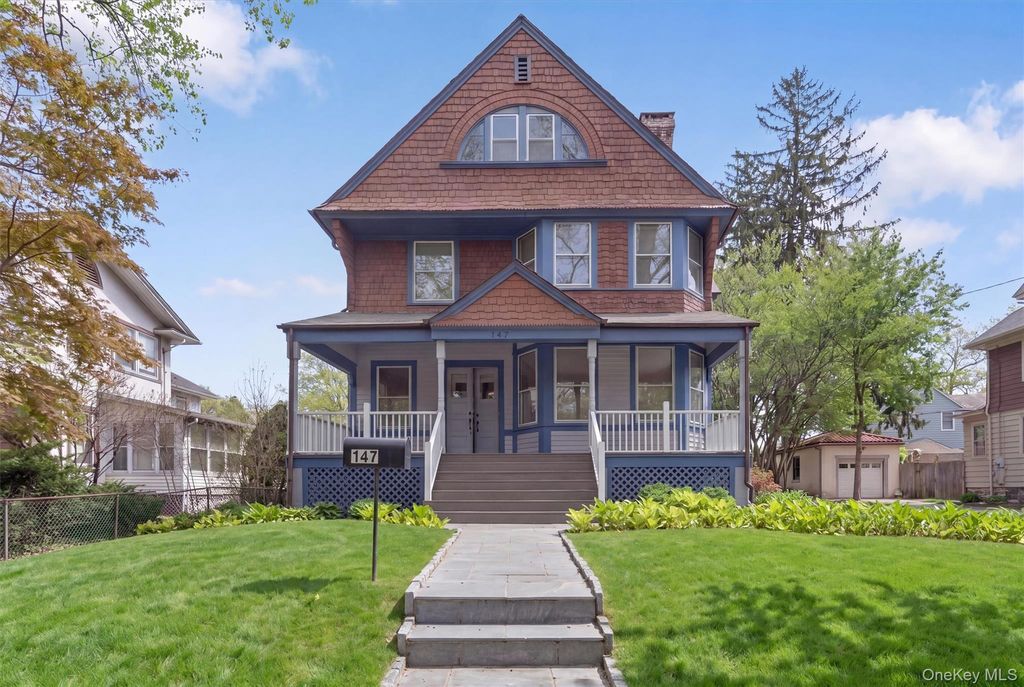 Photo of 147 N Fulton Avenue, Mount Vernon, NY 10550 (MLS # 988117)