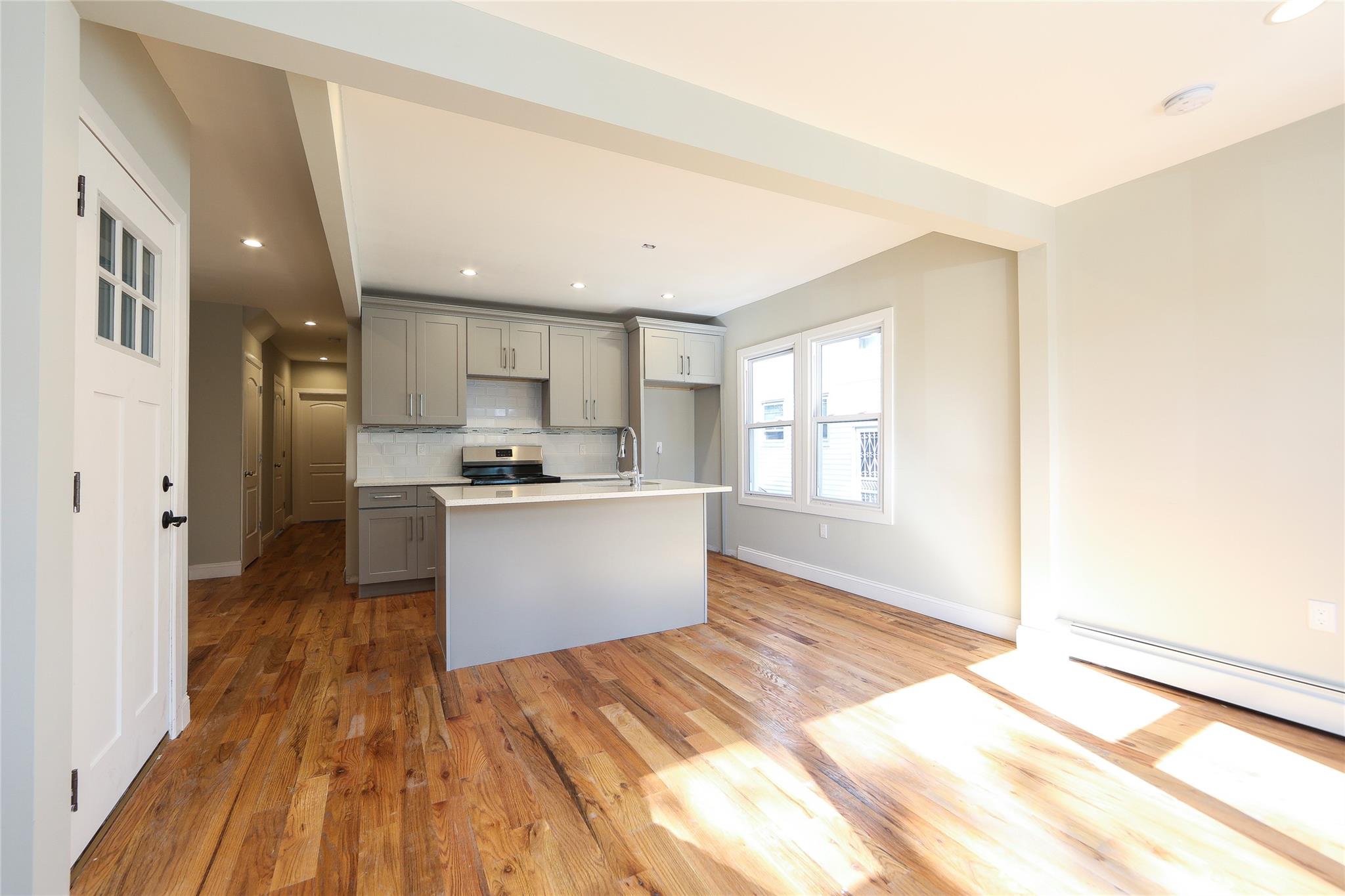 24027 Newhall Avenue, Rosedale, New York image 2