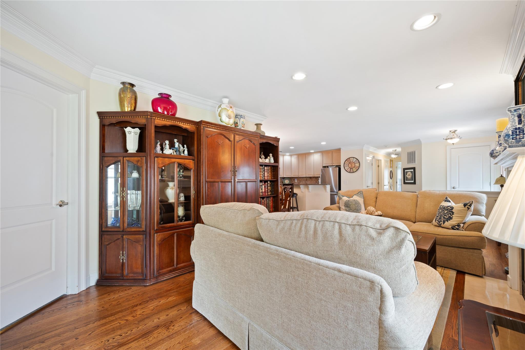 7 White Oak Court #7, Coram, New York image 11