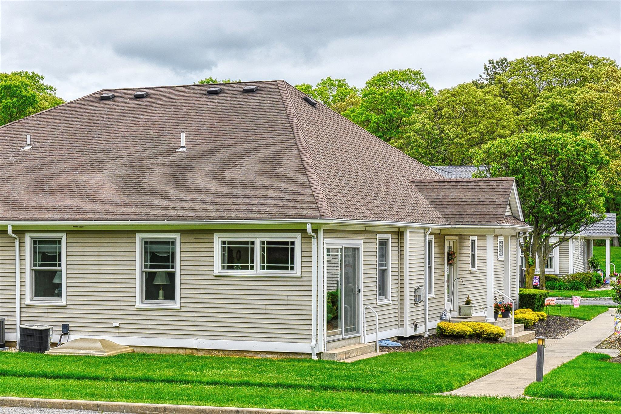 7 White Oak Court #7, Coram, New York image 44
