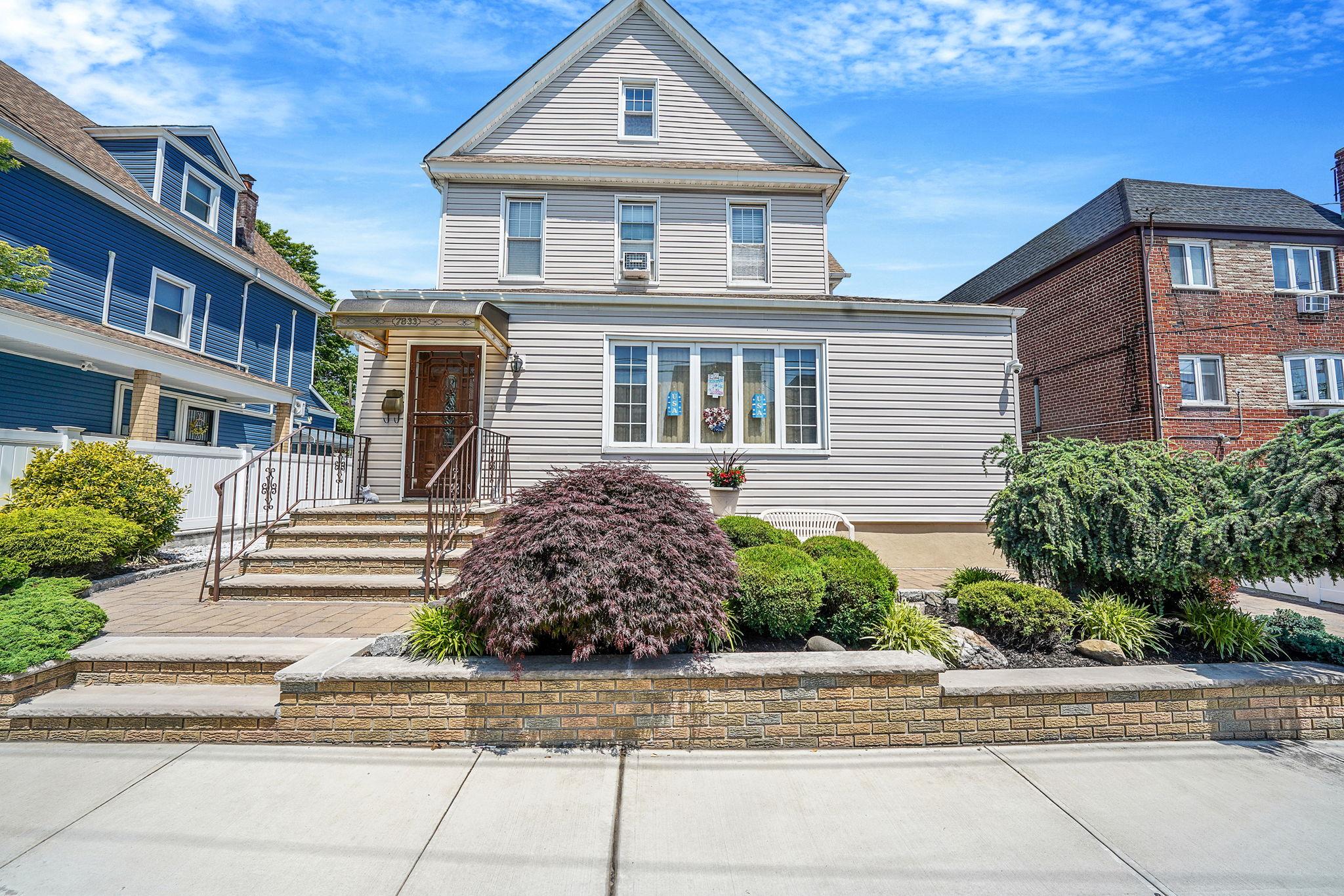 Property for Sale at 67th Road, Middle Village, Queens, NY - Bedrooms: 5 
Bathrooms: 2  - $1,399,888