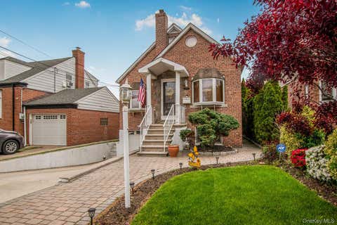Homes For Sale - 2234 Kingsland Avenue<br/> Bronx, NY 10469