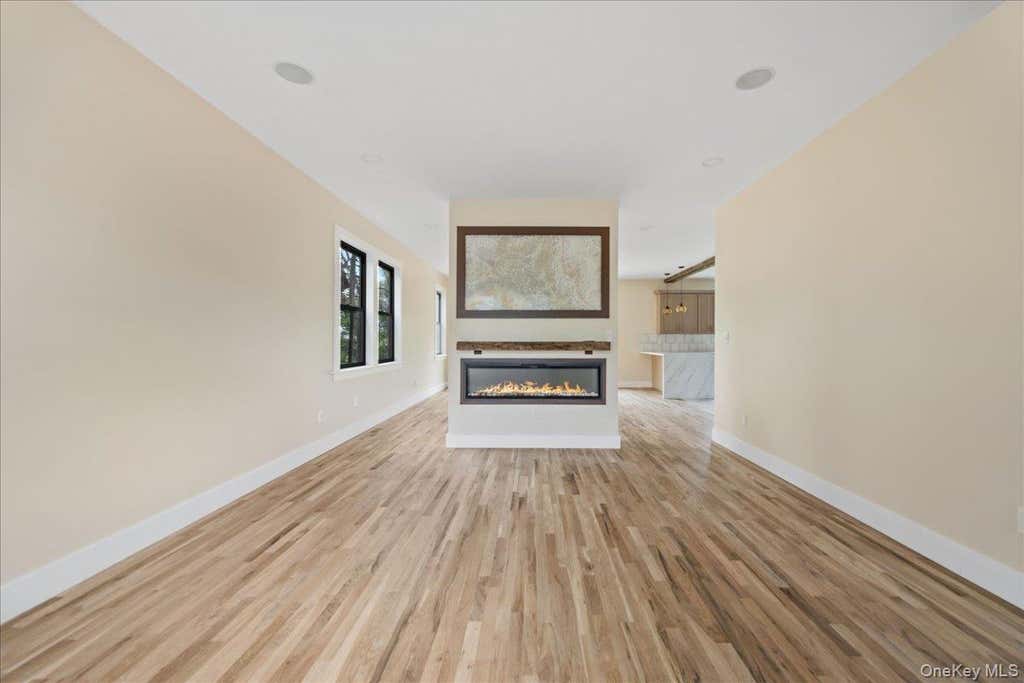 Photo of 631 N Broadway, Yonkers, NY 10701 (MLS # 1034076)