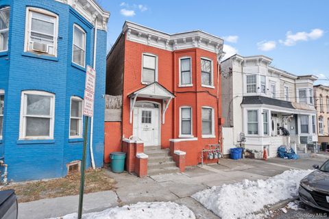 Multifamily For Sale - 210 Renwick Street<br/> Newburgh, NY 12550