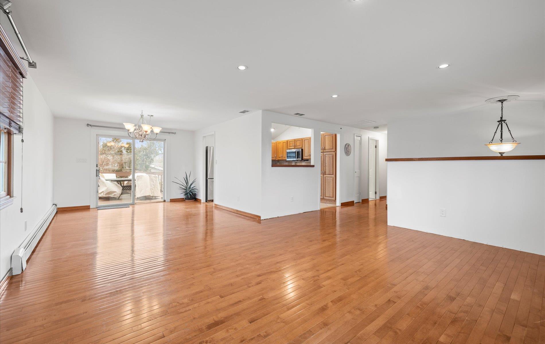 23 Franko Lane, Setauket, New York image 6