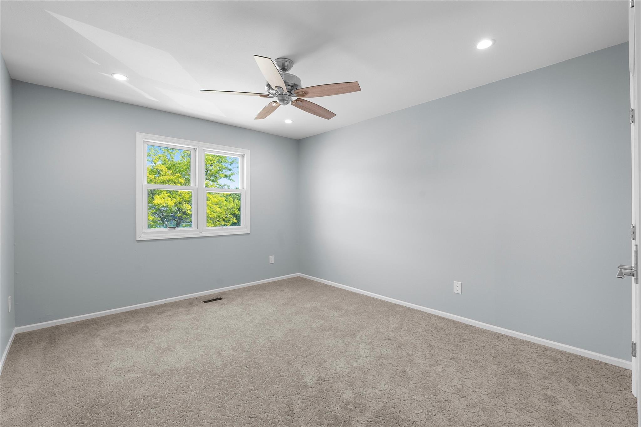 159 Alicia Drive, North Babylon, New York image 15