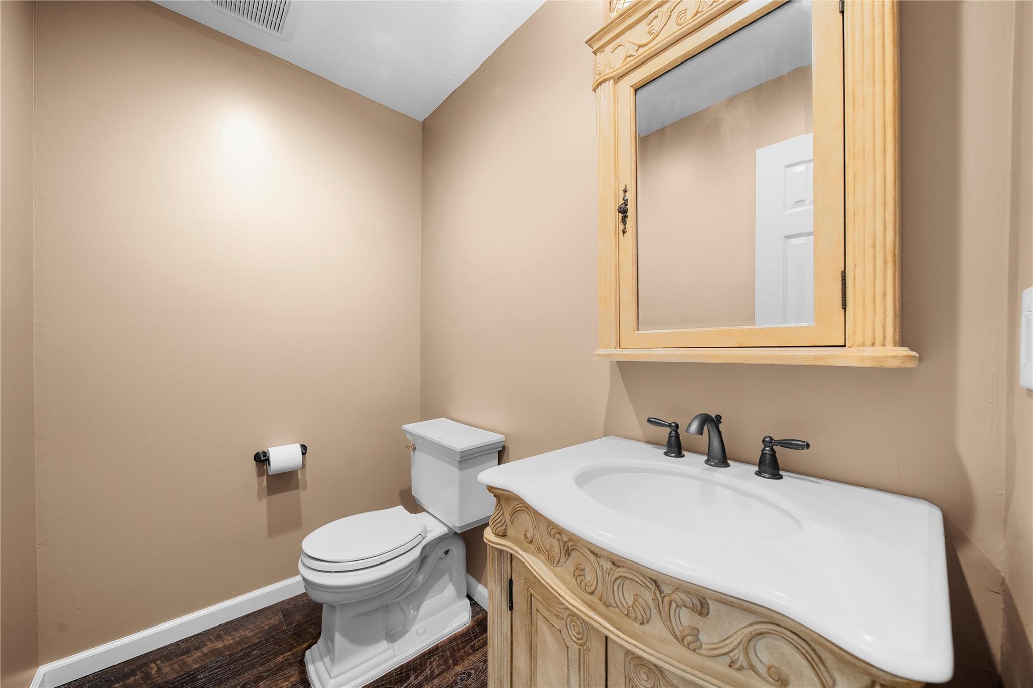 159 Alicia Drive, North Babylon, New York image 9