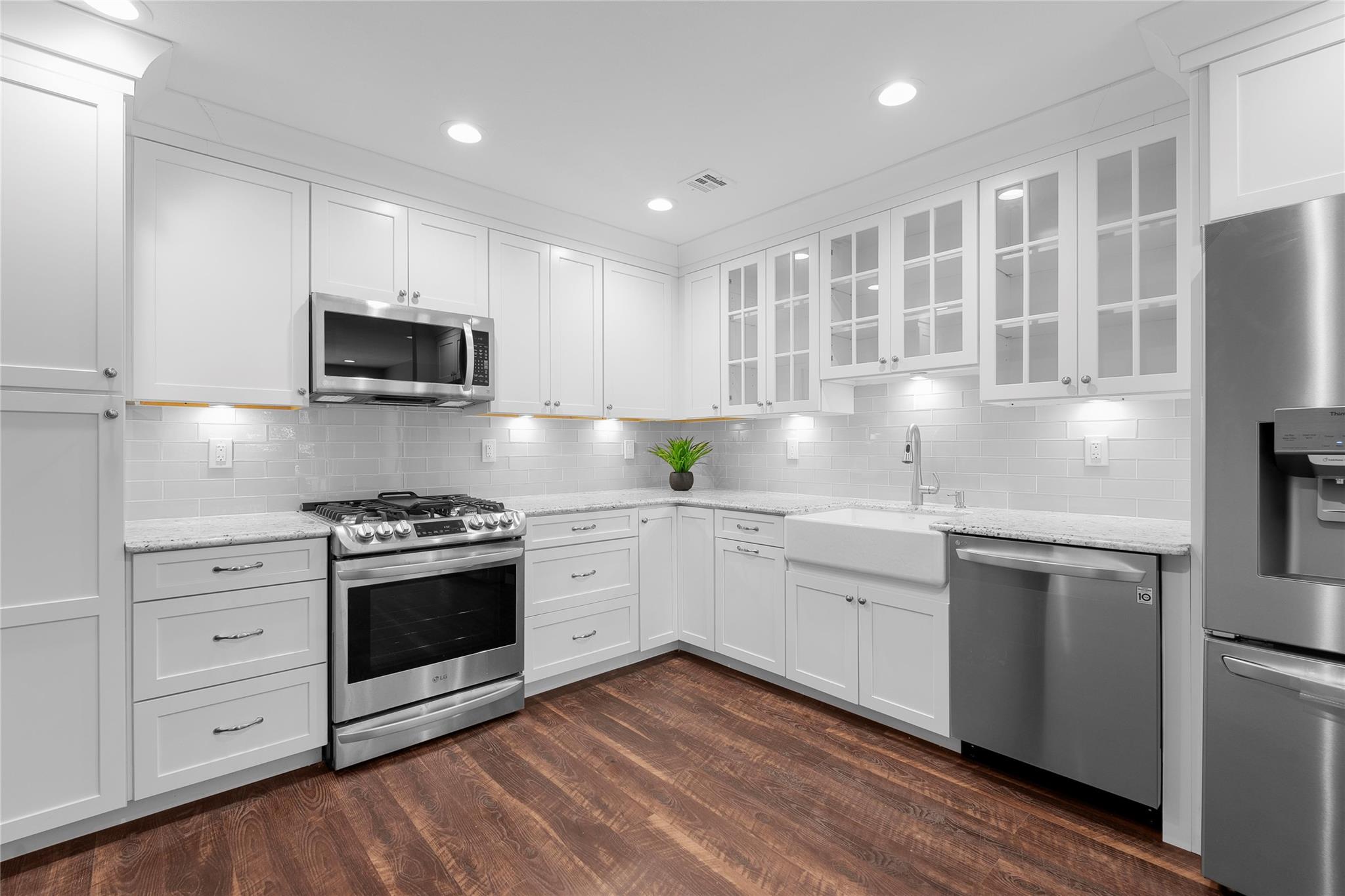 159 Alicia Drive, North Babylon, New York image 3