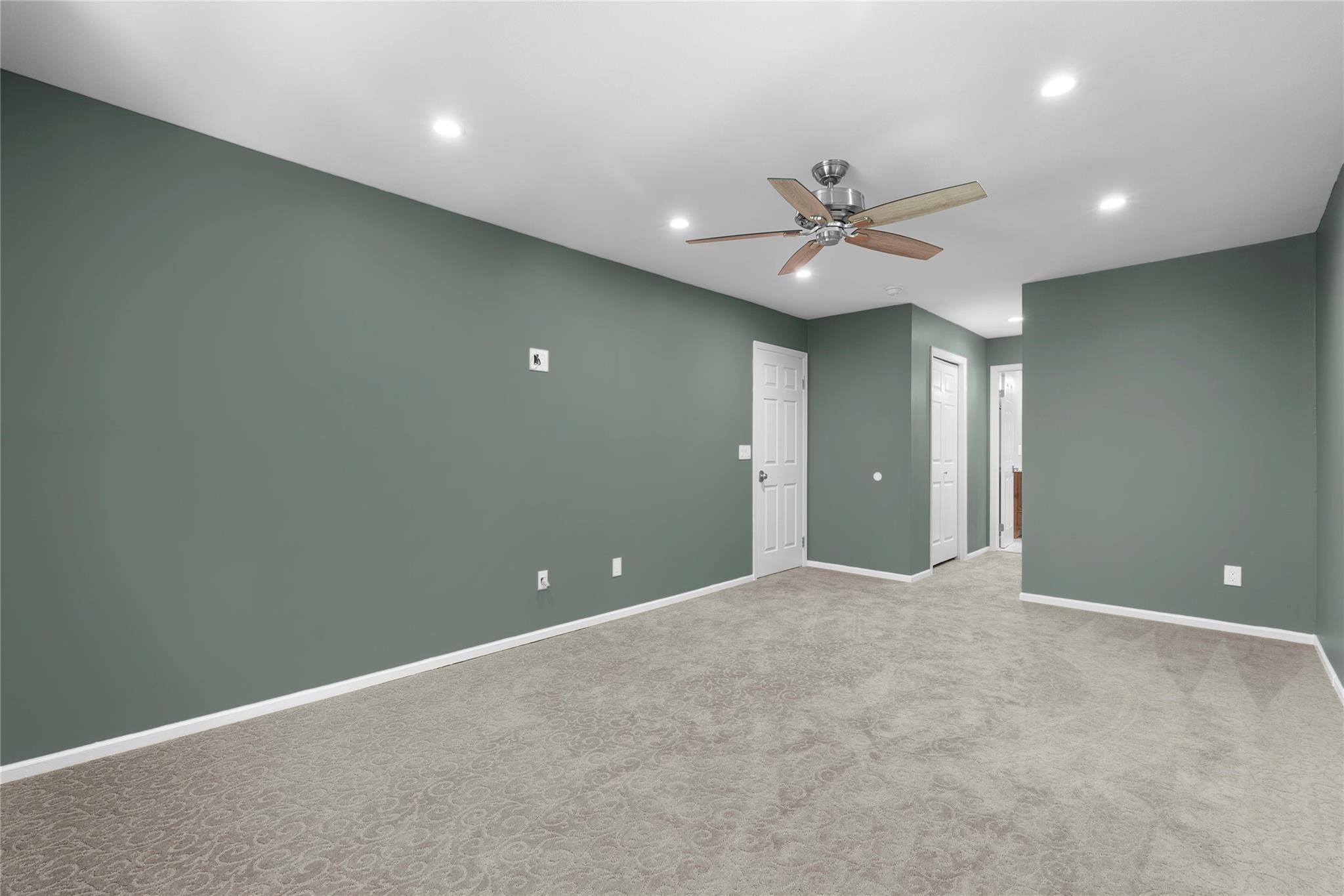 159 Alicia Drive, North Babylon, New York image 13