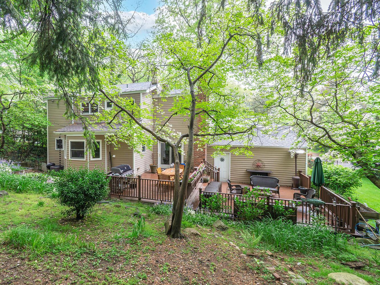 348 Littleworth Lane, Sea Cliff, New York image 39