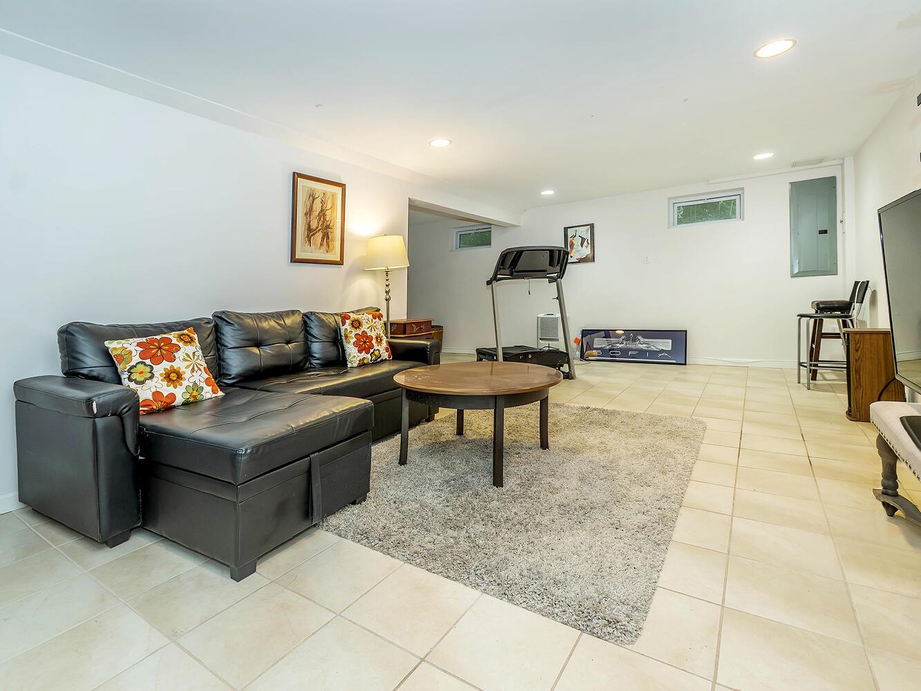 348 Littleworth Lane, Sea Cliff, New York image 32