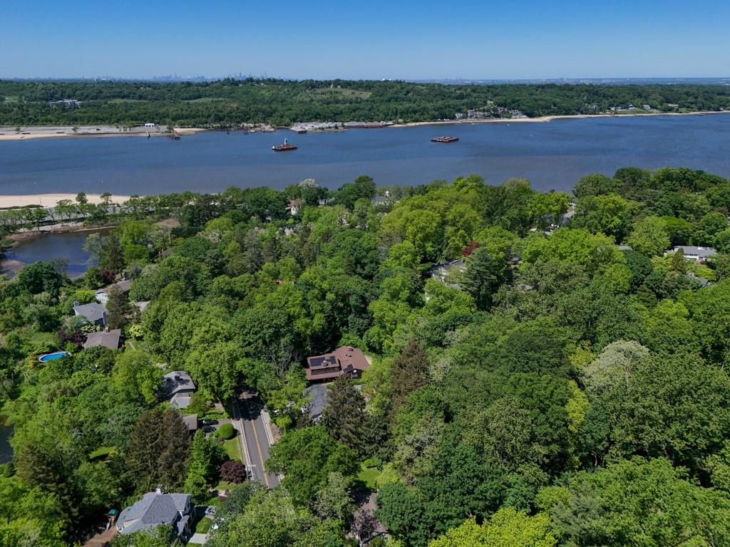 348 Littleworth Lane, Sea Cliff, New York image 47