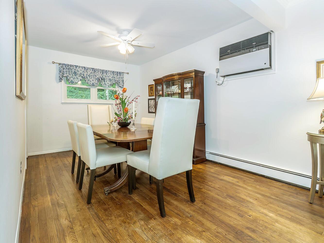 348 Littleworth Lane, Sea Cliff, New York image 9