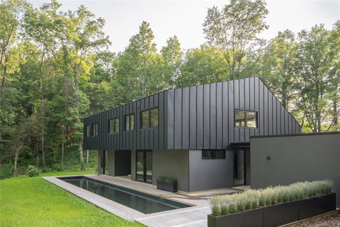 474 Route 199 Red Hook NY 12571